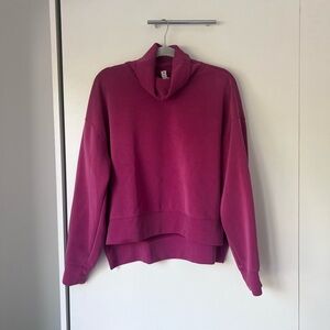 Women’s LuLuLemon sweater
